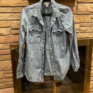 Old navy boyfriend jean shirt